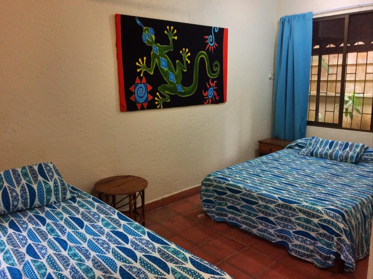 Hotel Mono Azul Quepos Esterno foto